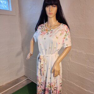 Unbranded White Floral Short Sleeve Stretchy Midi Dress with Belt Size Large-XL